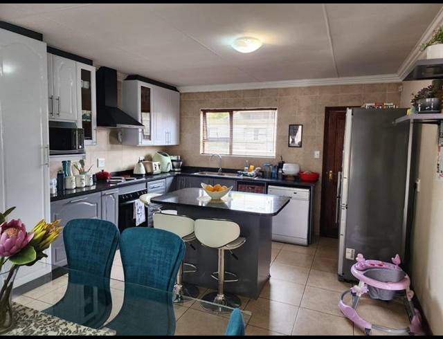 3 BEDROOM HOUSE FOR SALE IN VANDERBIJLPARK SW 5